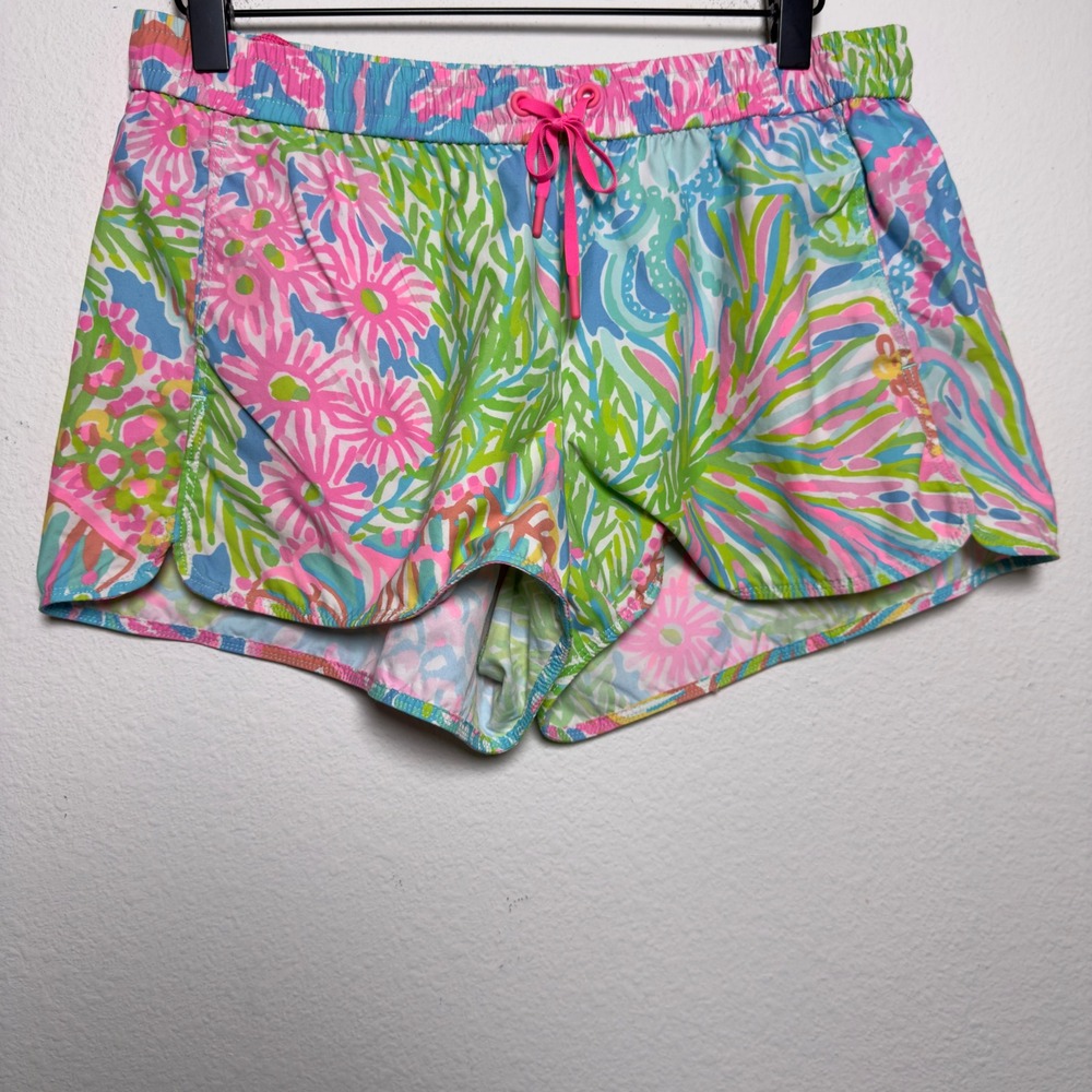 Lilly Pulitzer Women Run Around Shorts Medium Multi Lovers Coral Floral Preppy